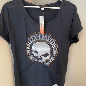 Harley Davidson t-shirt new with tags never worn- Medium
